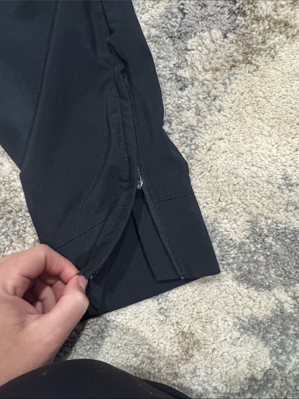Nike Men’s Lightweight Joggers - Picture 4 of 5